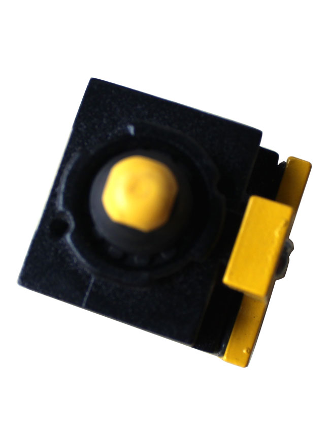 Volvo travel switch