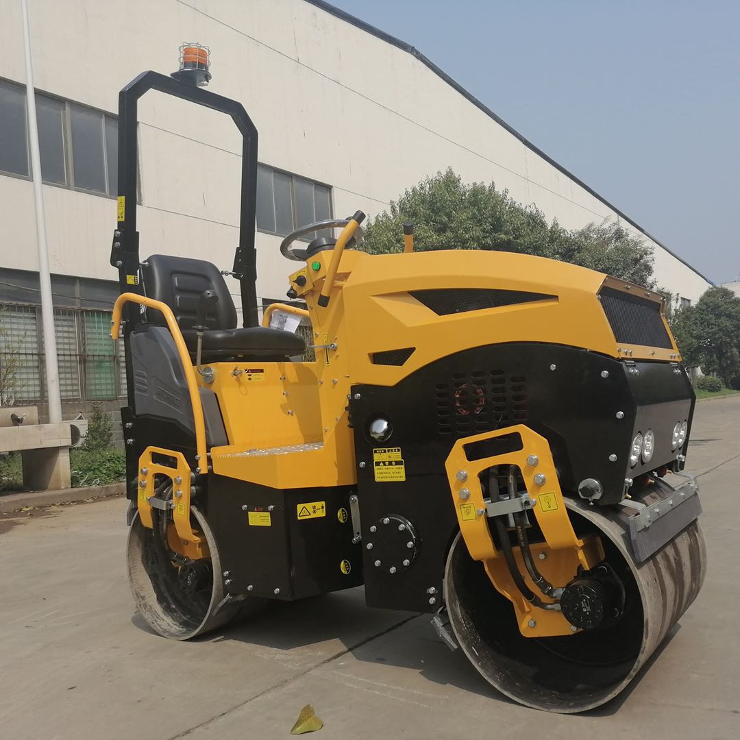 BM1200 Double steel wheel seat roller