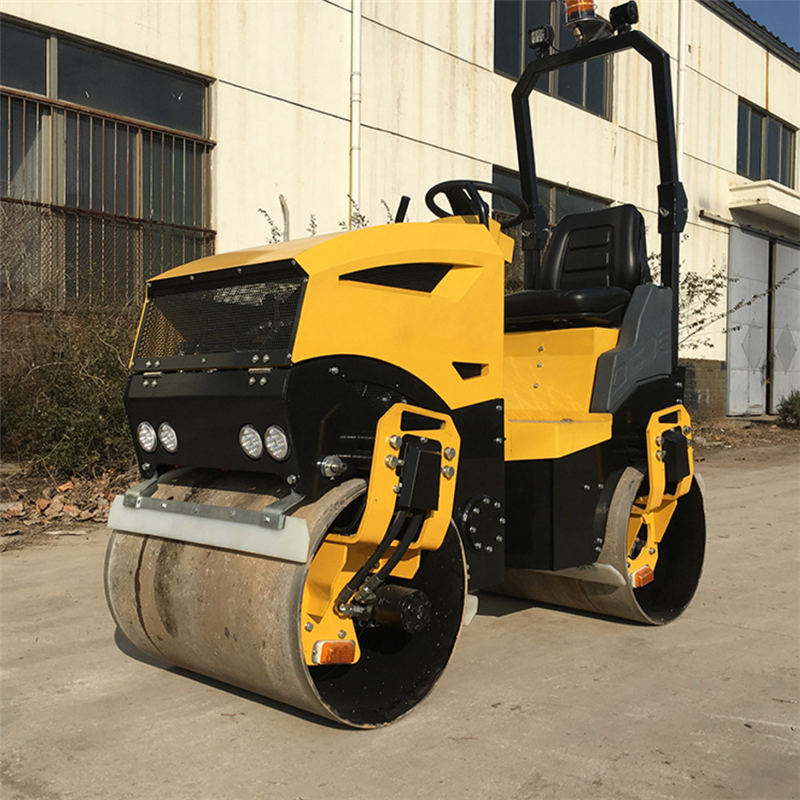 BM1500 Double steel wheel seat roller