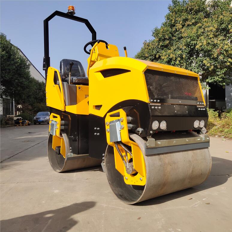 BM2500 Double steel wheel seat roller