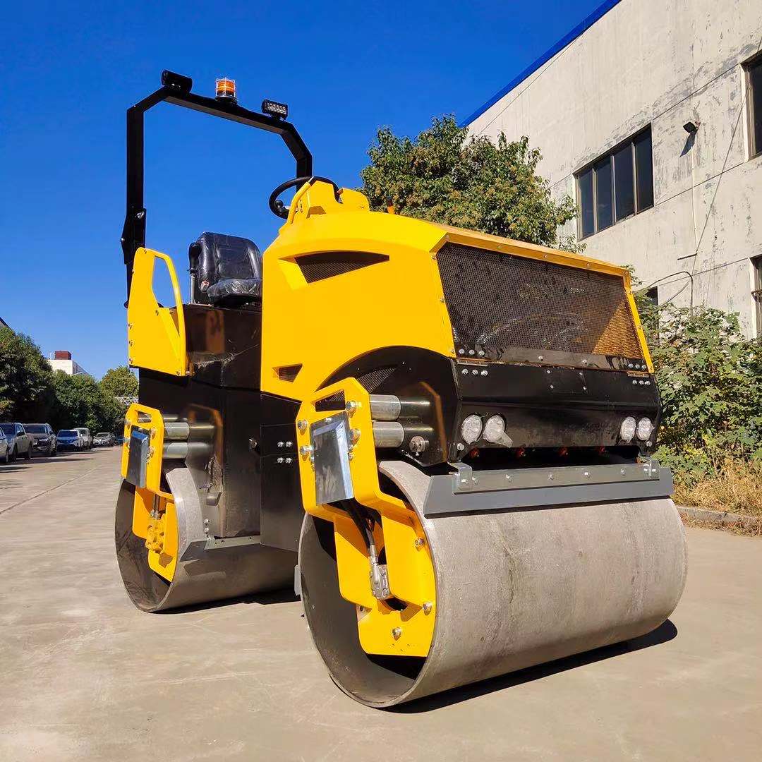 BM4000 Double steel wheel seat roller