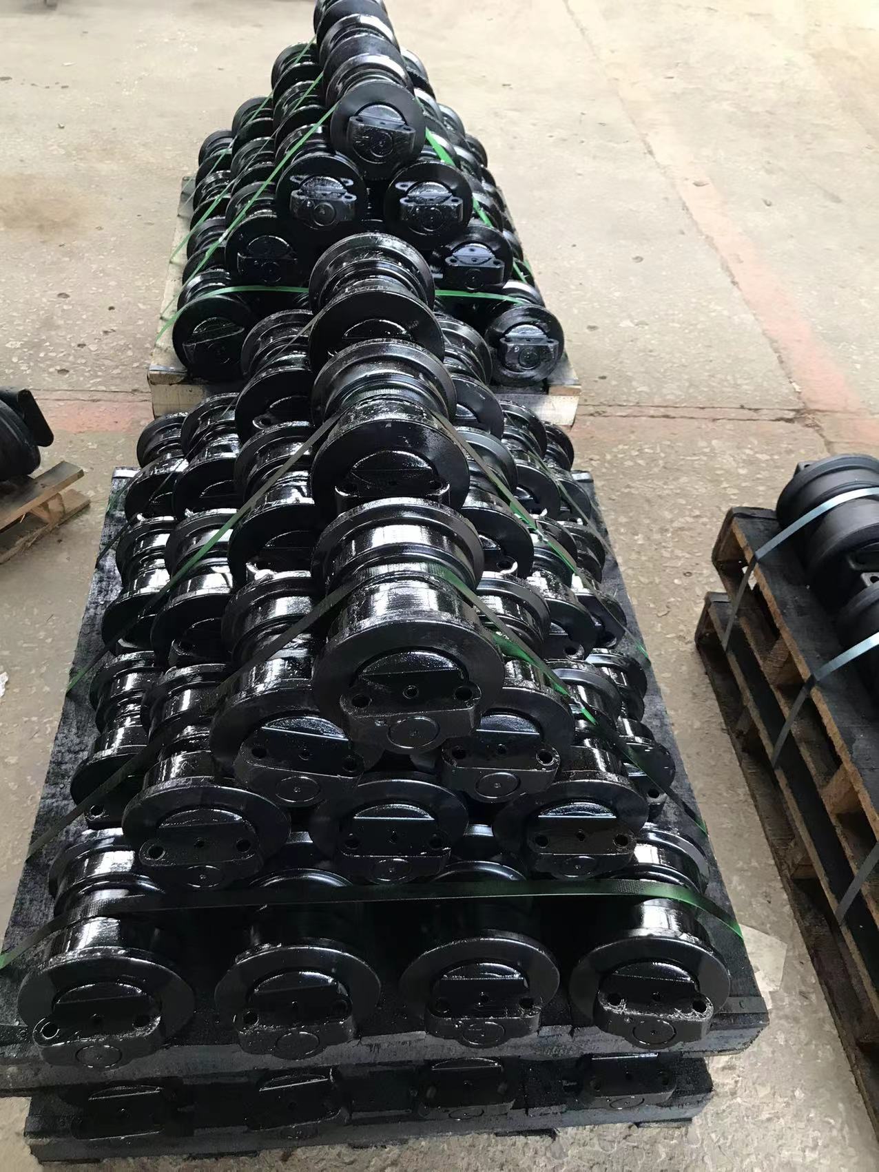 durable service Milling Machine Track Roller for PM565 SF350