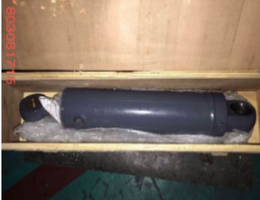 XCMG road roller steering cylinder part number 803081717