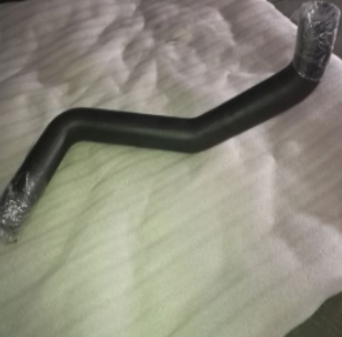 XCMG road roller engine water inlet hose part number 228901626