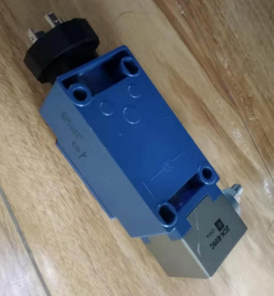  milling machine limit switch (674) Part No. 137941