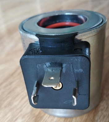 Vogel S1880L Pavement paver Solenoid Valve Coil (with steps) Part No. 16211600