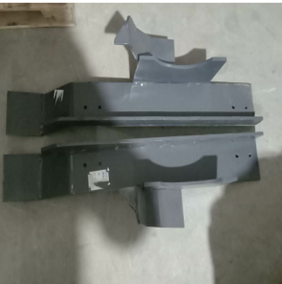 Vö pavers  Right rear chain protection (hydraulic) part number 4602436259