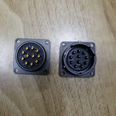 Vö pavers  Side control box socket I part number 2304193