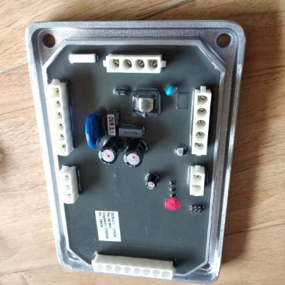 Vö pavers  Heating motor voltage regulator part number 2555496
