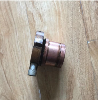 Vö pavers  Eccentric bushing part number A1644812205 for the screed hammer