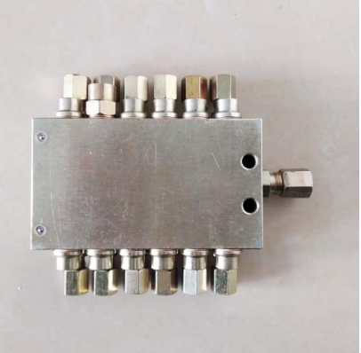 Vö pavers   Repair parts butter distributor part number A579591739