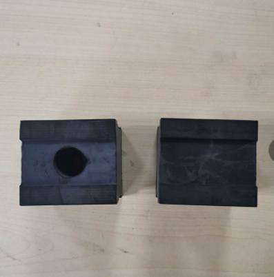 Vö pavers   Vulcanized rubber cushion block part number 4606230004