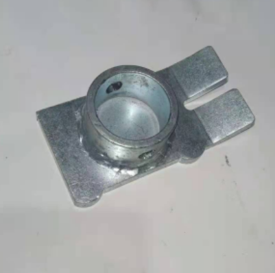 Vö Paver    Side plate adjustment screw base left part number 4608512878