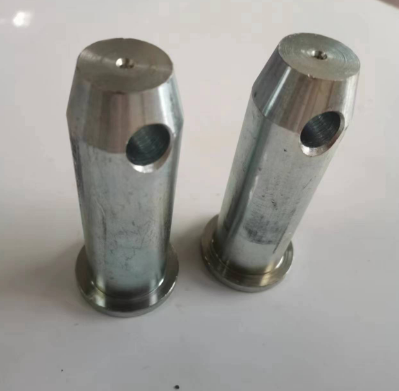 Vö   Paver   Ceiling pin part number 2390494