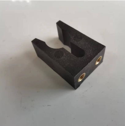Vö   Paver      Ceiling clamping block part number 2062484