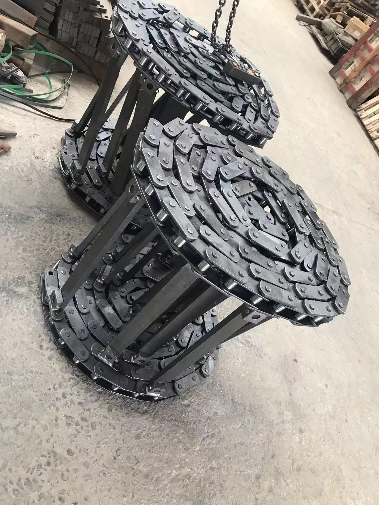 DYNAPAC F141C scraper large chain part number: P80