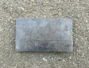 Chocolate wear-resistant block