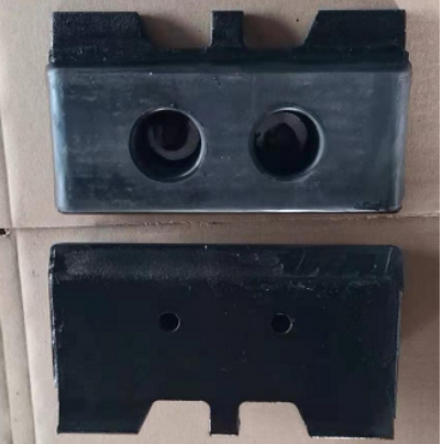 Dynapac F5C paver integral track plate part number F5C01