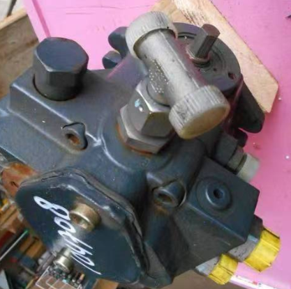 BOMAG hydraulic motor part number 05802628