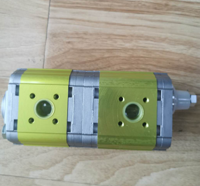 BOMAG dual gear pump part number 05813130