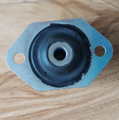 BOMAG BW65 roller engine foot pad part number 06170054