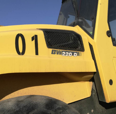 BOMAG diesel engine assembly part number 2204001