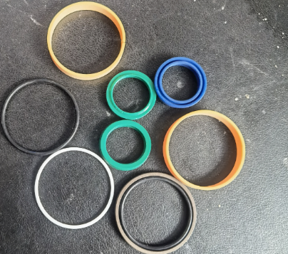 Dynapac Leveling Cylinder Repair Kit Part No. 481204594201