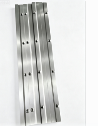 Part number 2235766, replacement parts for construction machinery, for the wear-resistant strip of the asphalt paver ironing board in S1 100-2